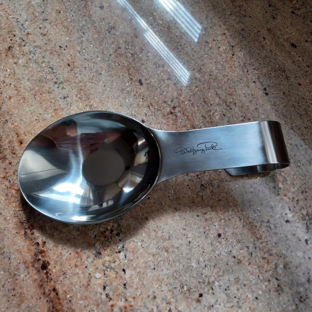 Wolfgang Puck Kitchen Rest Spoon.